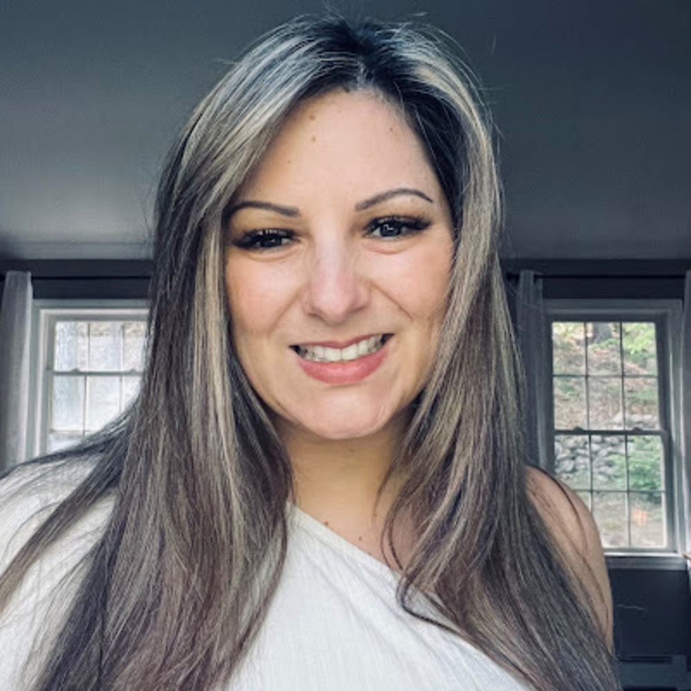 Meet your Posher, Andrea